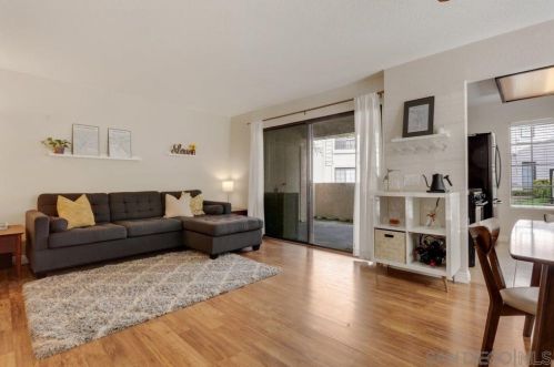 13260 Wimberly Sq, San Diego, CA 92128-4068