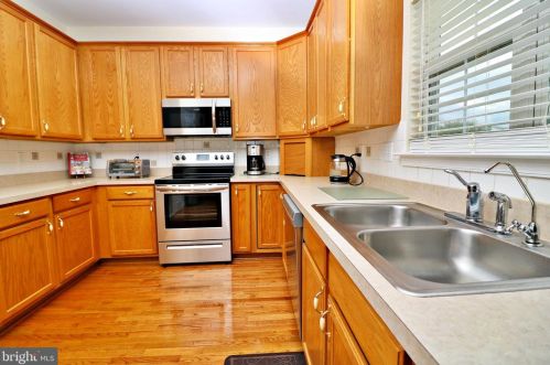 123 Posting Way, Charles Town WV  25414-9327 exterior