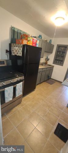 22 Ward Ave, Trenton NJ  08609-1626 exterior