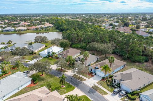 448 Sundance Trl, Port Saint Lucie, FL 34953-8220