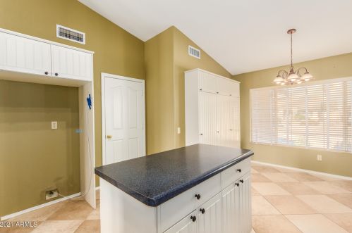 17410 86 Ave, Peoria AZ  85383-3684 exterior