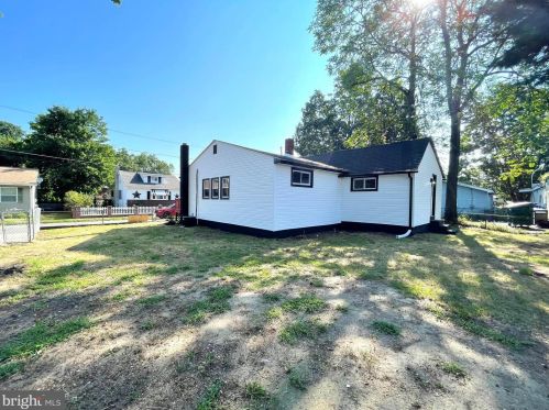 818 Philadelphia Ave, West Deptford NJ  08063-1335 exterior