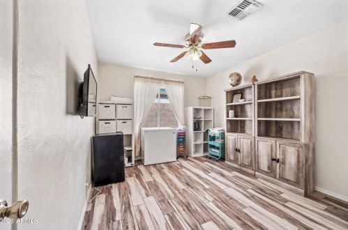 4150 18 Ave, Phoenix AZ 85015-3840 exterior