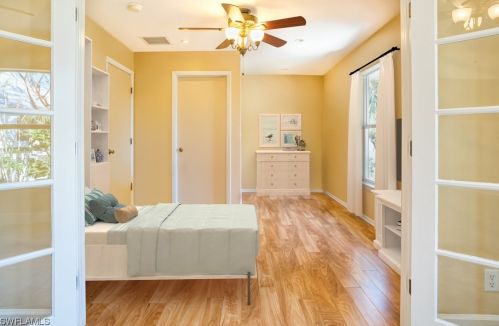 1813 Long Pt Ln, Sanibel FL 33957-2423 exterior