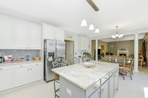 50 Pinehurst Dr, Mount Sinai NY  11766-3421 exterior