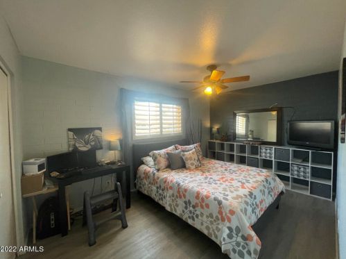 3524 Echo Ln, Phoenix AZ  85051-4752 exterior