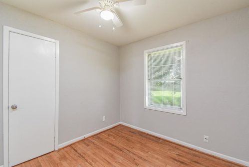 7405 Lambuth Ln, Deer Park TX  77536-6041 exterior