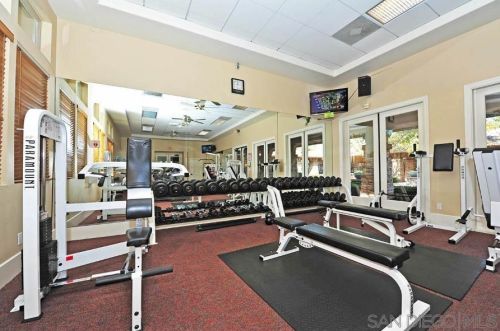 2710 Cyn Ave, San Diego CA 92123-5428 exterior