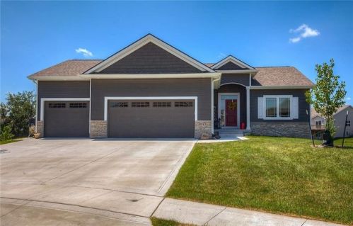4312 Cherry Ct, Ankeny, IA 50023