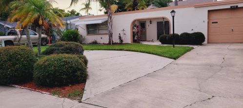 4119 Stratfield Dr, New Port Richey, FL 34652-5653
