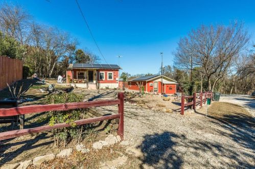 111 Apache Trl, Whitney, TX 76692-7565