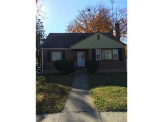 230 Alpine St, Bridgeport, CT 06610-1728