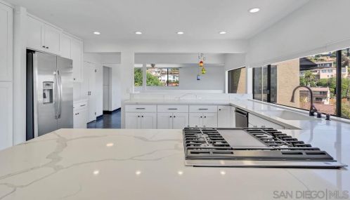 7949 Pasadena Ave, La Mesa CA  91941-7878 exterior