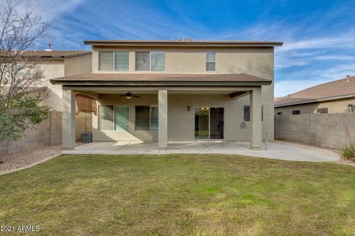 827 Anastasia St, San Tan Valley AZ  85140-5792 exterior