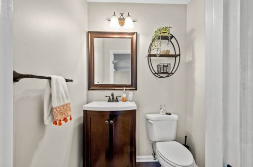 705 Kingswood Ln, Mc Donald PA  15057-2666 exterior