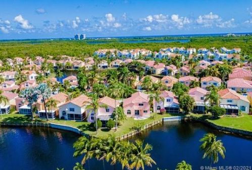 1113 6th Ave, Dania Beach FL  33004-5409 exterior