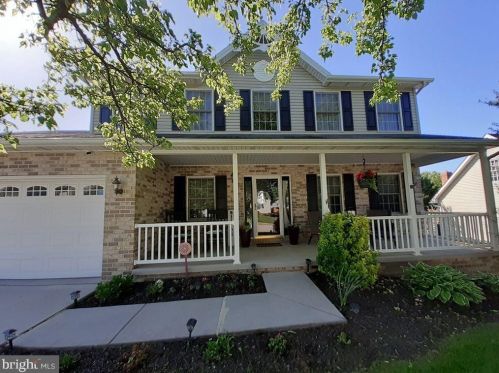 346 Lafayette Dr, Littlestown PA  17340-1546 exterior