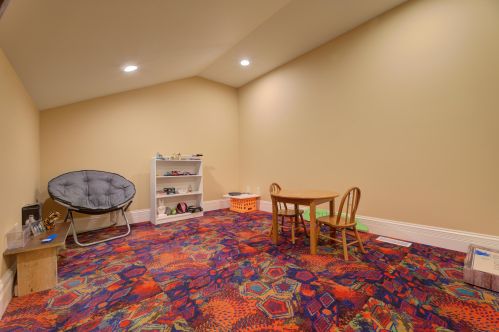 1410 Bristlecone Dr, Chenequa WI  53029-8653 exterior