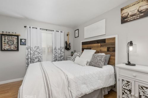 40000 Amberley Cir, Temecula CA 92591-7010 exterior