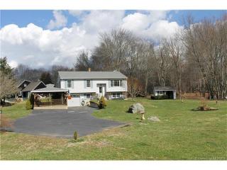 513 Roode Rd, Norwich CT  06351-1220 exterior