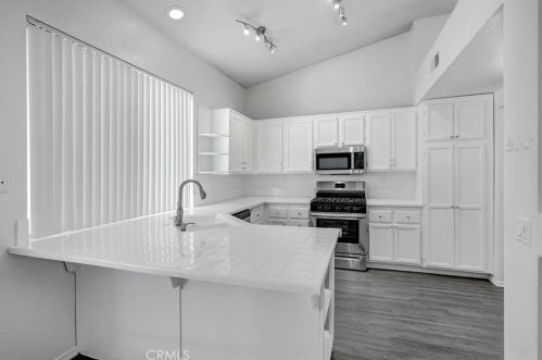 29233 Northpointe St, Lake Elsinore CA  92530-1203 exterior