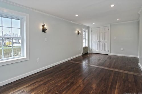 28 Church St, North Branford CT  06471-1417 exterior