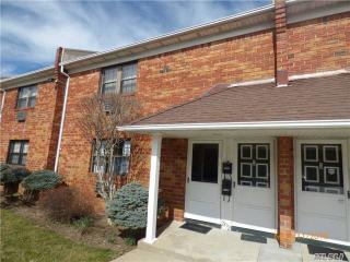 2372 Bedford Ave, North Bellmore NY  11710-3676 exterior
