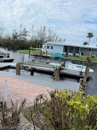 17940 Bryan Ct, Fort Myers Beach, FL 33931-7109