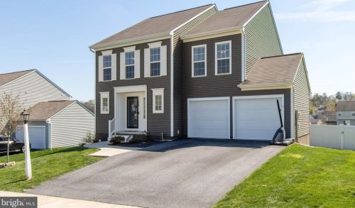 480 Lark Dr, York Haven, PA 17370-9172