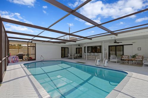 1831 56 Ave, Hollywood FL exterior