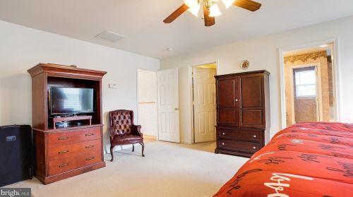 29 Durham Dr, Columbus NJ  08022-2349 exterior