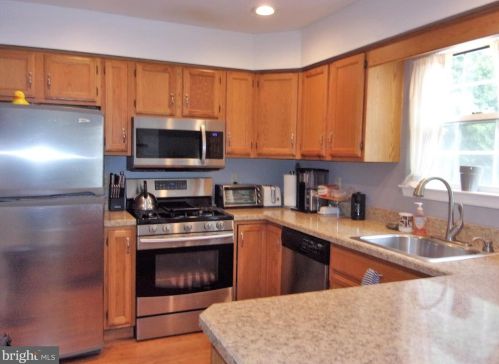 11 Galena Ct, Erial NJ  08081-4320 exterior