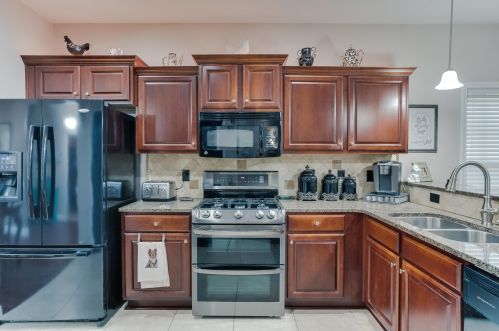 84 2nd Ave, Shalimar FL  32579-1951 exterior