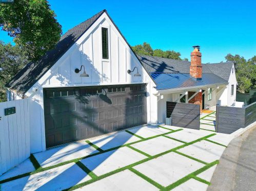 122 El Toyonal, Orinda CA  94563-2133 exterior