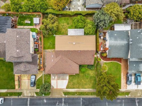 3750 Mauna Loa St, Brea, CA 92823-6327
