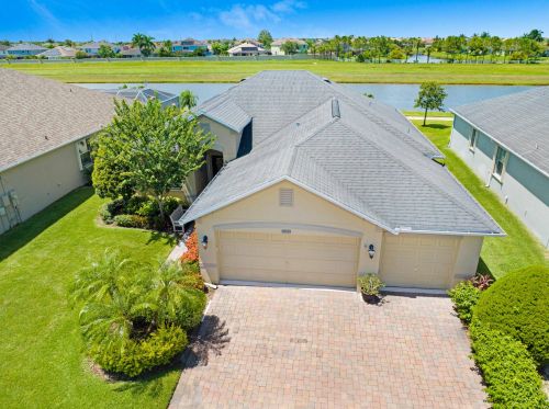 6211 Ingalls St, Melbourne, FL 32940-8659