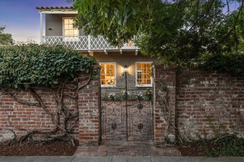 666 Kellogg Ave, Palo Alto, CA 94301-3325
