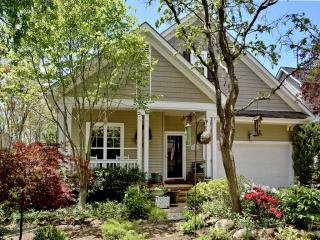 1508 Kentmere Ln, Asheville, NC 28803-2470