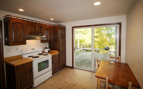 646 Park Ave, Perkinstown, WI 54451-1725