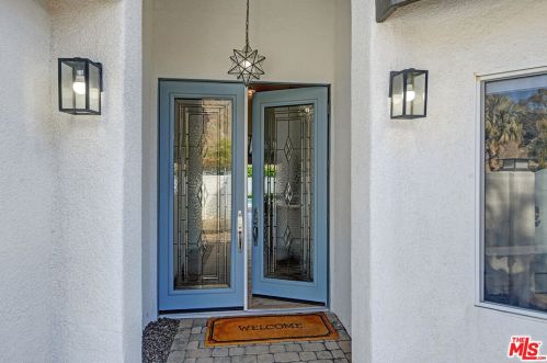 54404 Avenida Madero, La Quinta CA  92253-3620 exterior