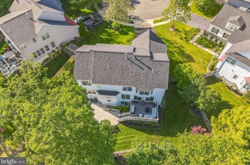 15575 Kelley Farm Ct, Woodbridge VA  22193-5784 exterior