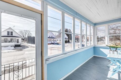 2304 14th St, Two Rivers, WI 54241-2853