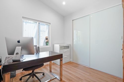 4552 Ethel Ave, North Hollywood CA  91605-4703 exterior