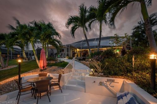 1416 29th St, Cape Coral, FL 33904-3960