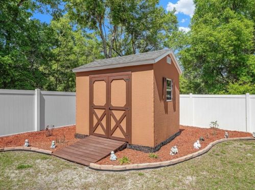 13023 7 Loop, Silver Springs FL  34488-3503 exterior