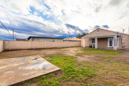 5 31 Ave, Phoenix AZ 85009-2449 exterior