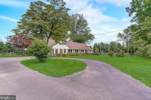 801 Morris Rd, Blue Bell PA  19422-1548 exterior