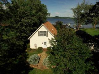 1 Gates Rd, Ballston Spa, NY 12020-6216