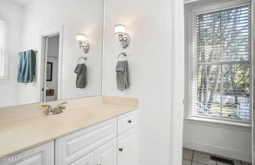 88 Bostick Cir, Beaufort SC  29902-5731 exterior