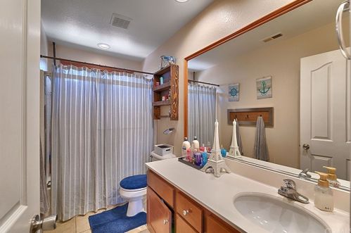 19515 Palomar St, Lake Elsinore CA  92530-6393 exterior